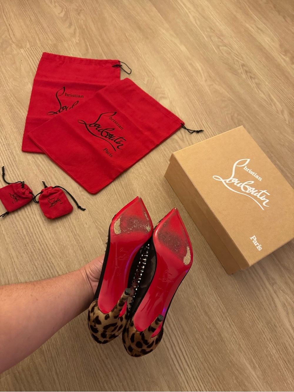 Christian Louboutin Brown Kraft Shoe Box with Red Dot - Picture 7 of 10